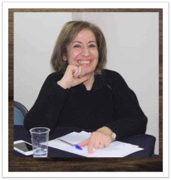 د.فيحاء عبد الهادي